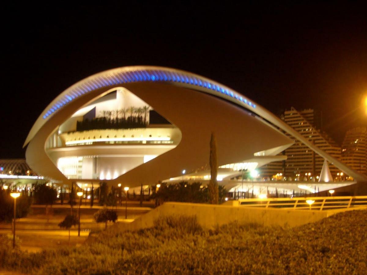 Calatrava Valência Exterior foto